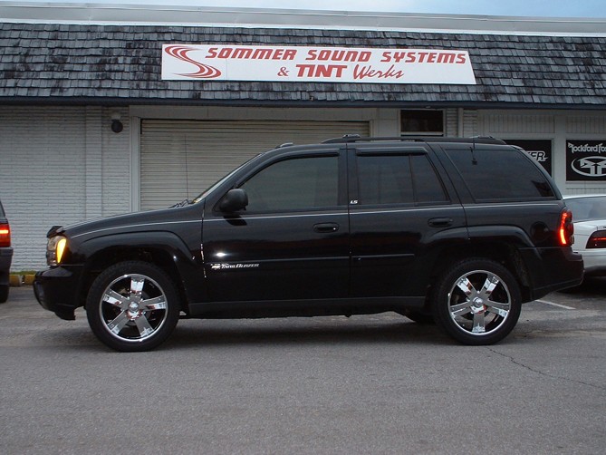 Image for 04 Chevrolet Trailblazer